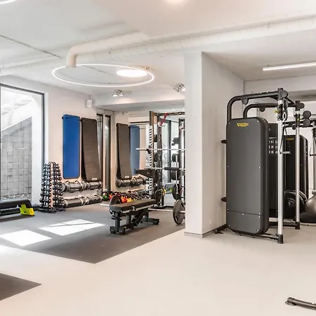 Lubata 5 - 2 Bedrooms Apartment *