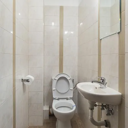 Lubata 5 - 2 Bedrooms *