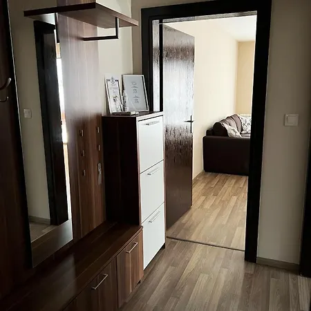 Lubata 5 - 2 Bedrooms 索菲亞