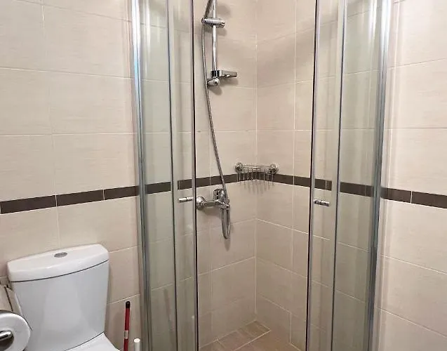 Lubata 5 - 2 Bedrooms *