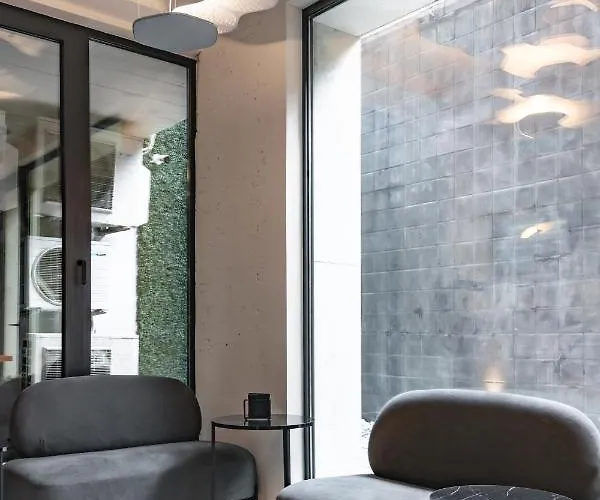 Lubata 5 - 2 Bedrooms * ソフィア