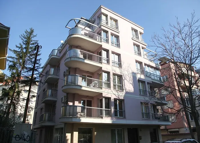 Lubata 5 - 2 Bedrooms ソフィア